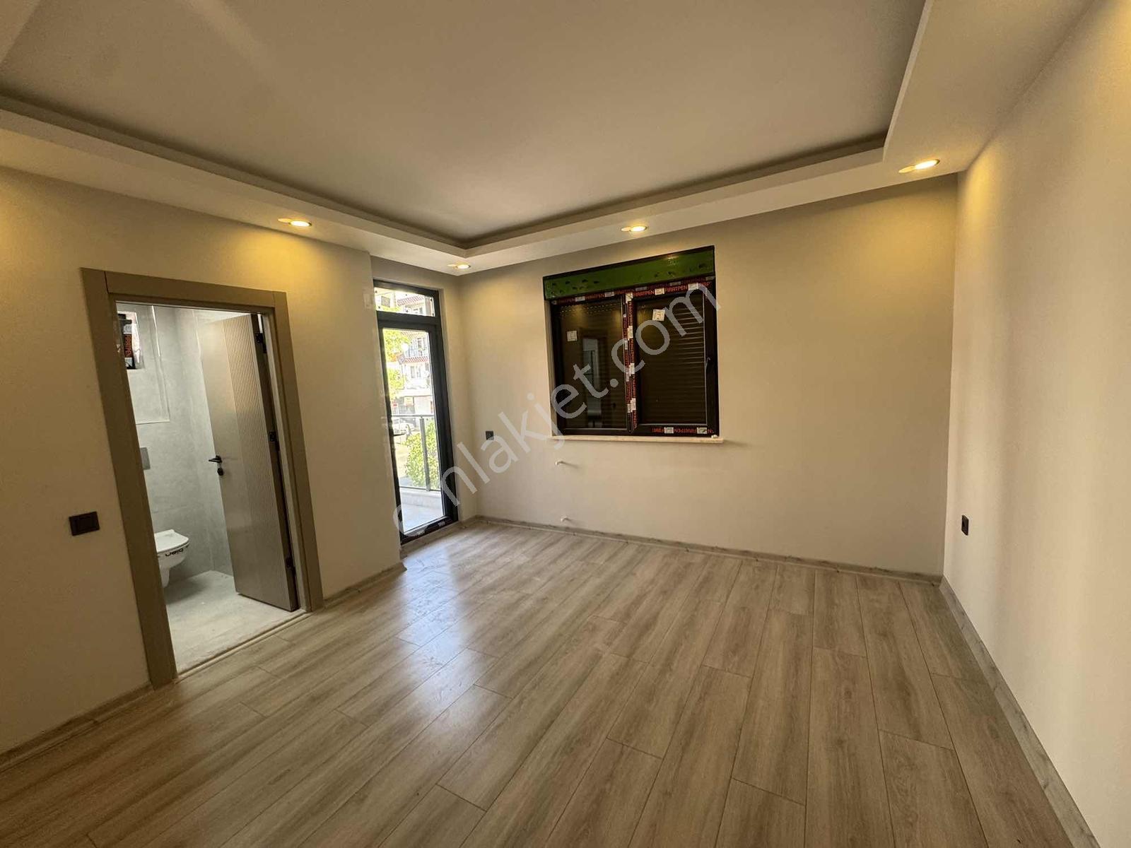 A K Mutludan Kuzeyyakada Sıfır 6+1 Dubleks Daire 2 Daire Konsept - Görsel 18