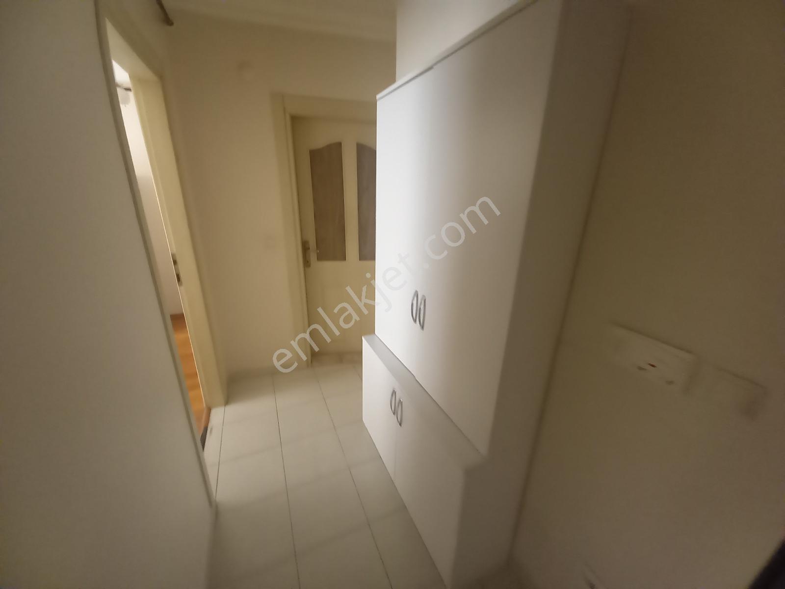 F-l Emlaktan Esatpaşa Örnek Emaar Avm Libadiye 1+1 Y.giriş 45 M2 - Görsel 16