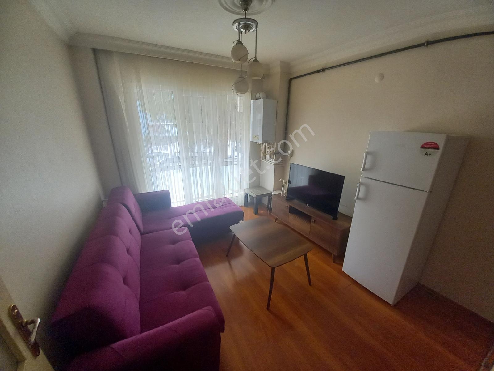 F-l Emlaktan Esatpaşa Örnek Emaar Avm Libadiye 1+1 Y.giriş 45 M2 - Görsel 3