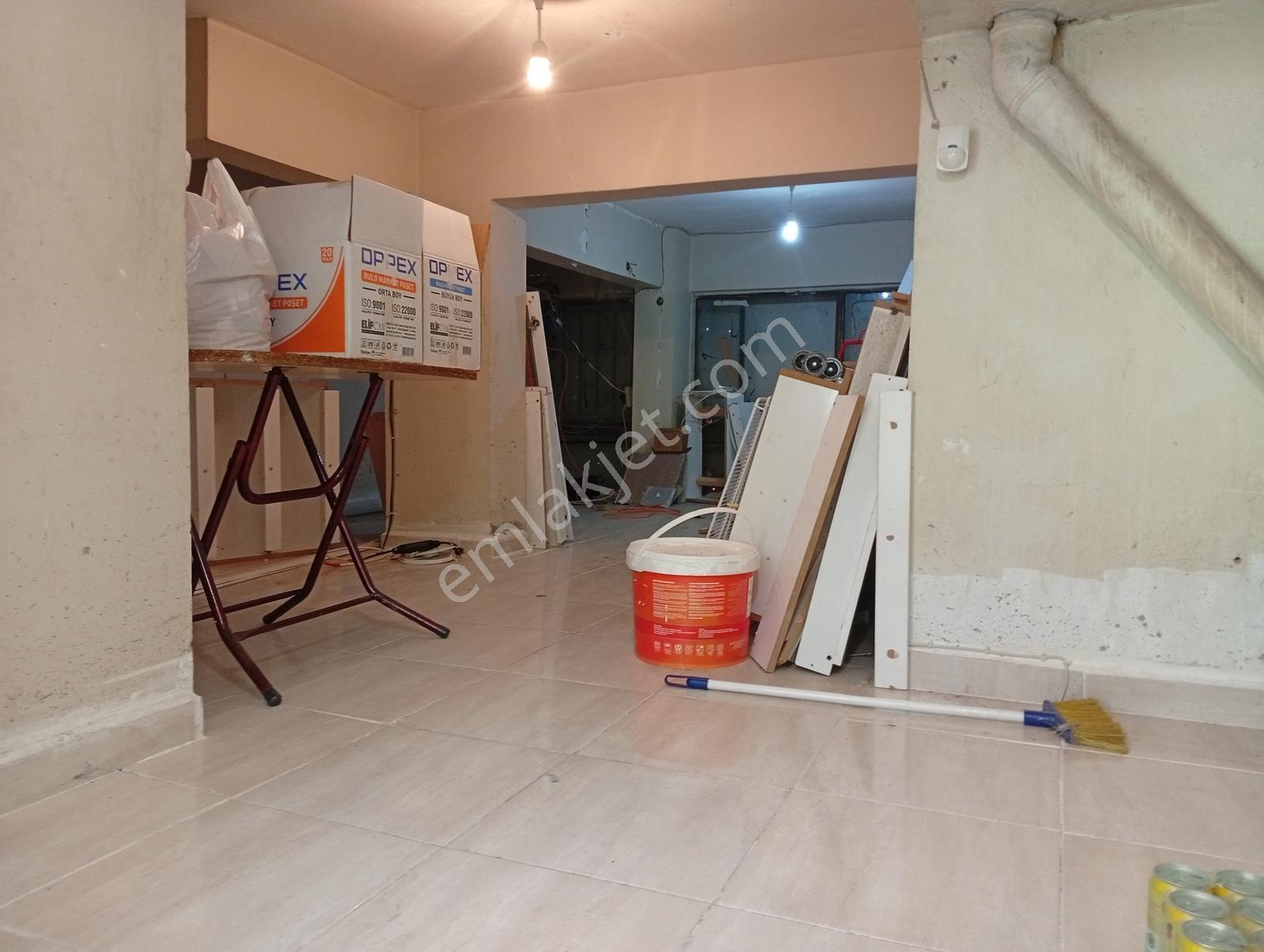 Madrese Alibey'de Çarşı Merkezine Yakın Kiralık Cazip İşyeri! - Görsel 10