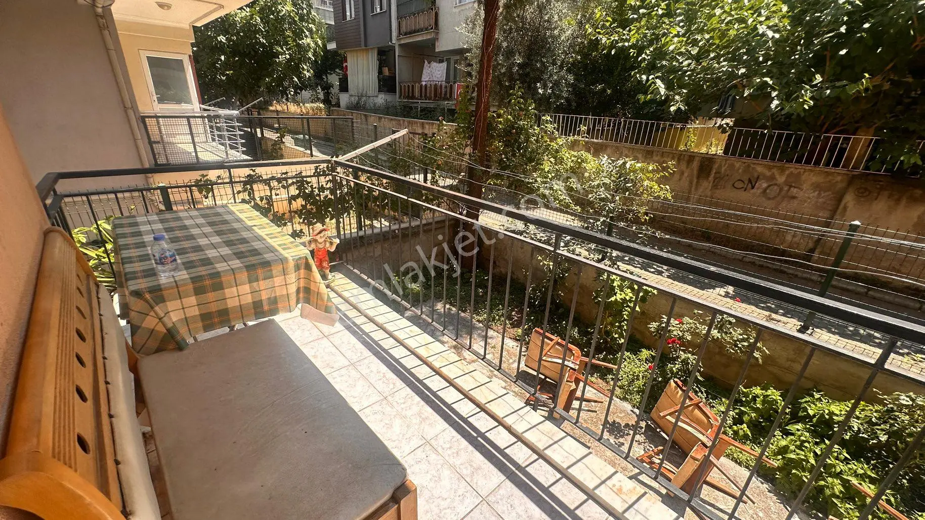 İstiklal Mahallesi Satılık 3+1 Ferah Ara Kat Daire - Görsel 21