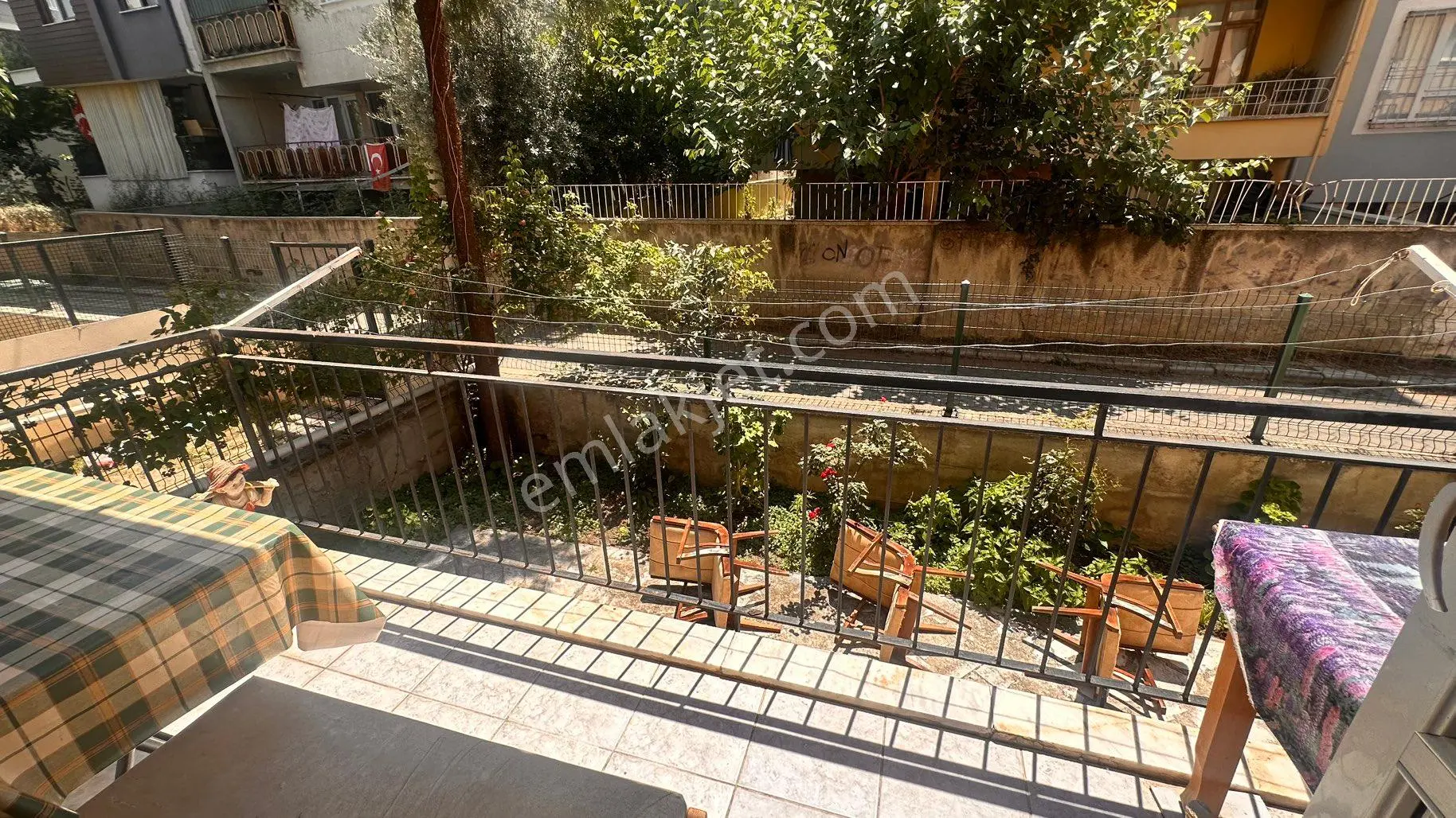 İstiklal Mahallesi Satılık 3+1 Ferah Ara Kat Daire - Görsel 15