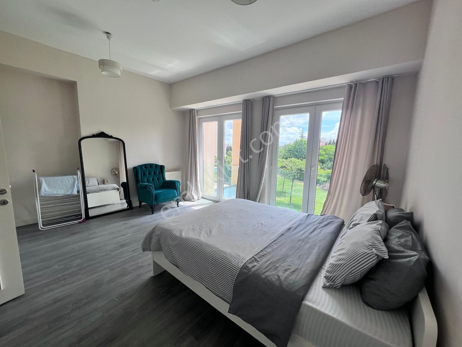 Kiptaş Venezia Mega Kiralık Full Lüks Eşyalı Dubleks 1+1 Daire - Görsel 11