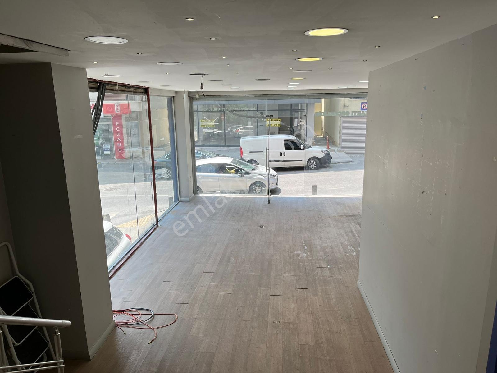 Cengiz Topel Cad. Üzeri Reklam Değeri Yüksek Kiralık Köşe Dükkan - Görsel 23