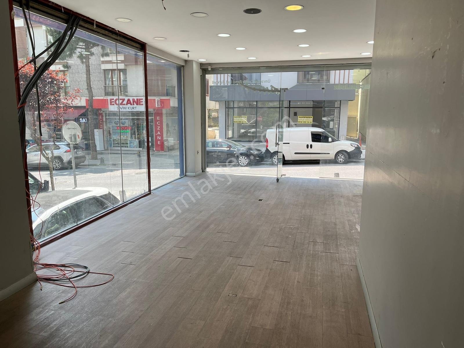 Cengiz Topel Cad. Üzeri Reklam Değeri Yüksek Kiralık Köşe Dükkan - Görsel 19