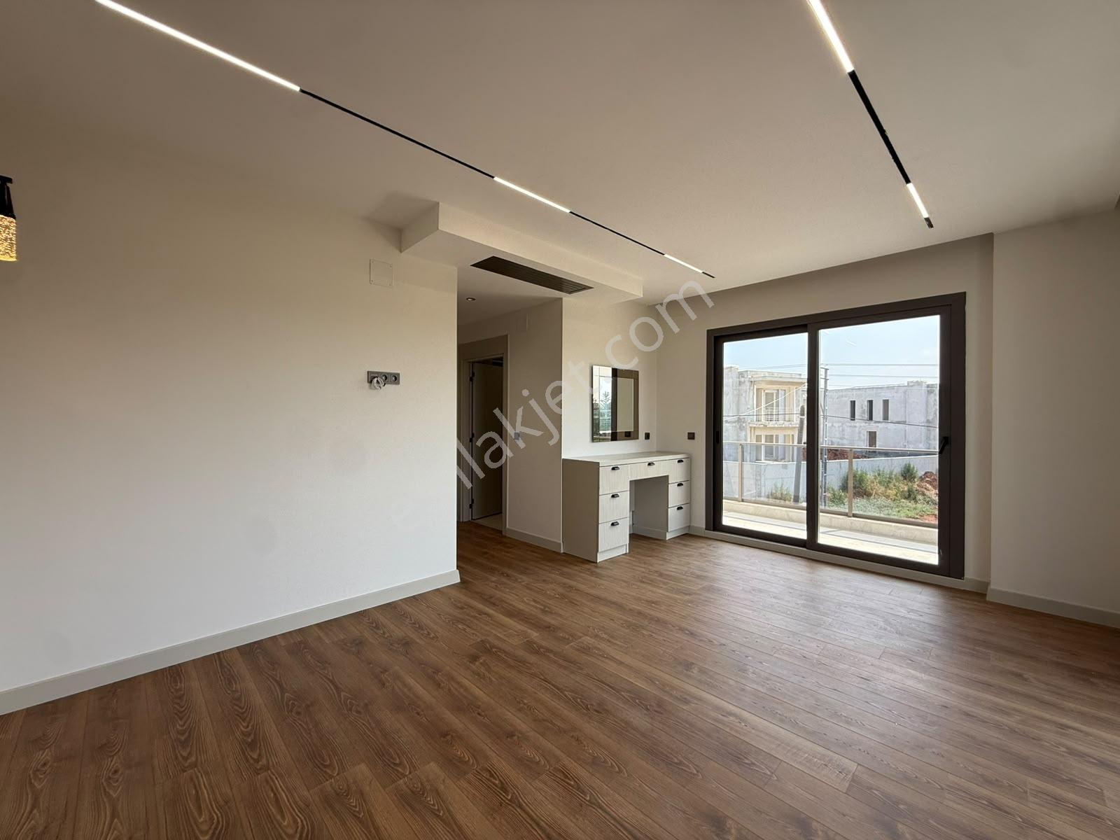 Bayramhacılı'da 600 M2 Arsa/sıfır/dubleks/5+1/havuz/lüks Villa ! - Görsel 30