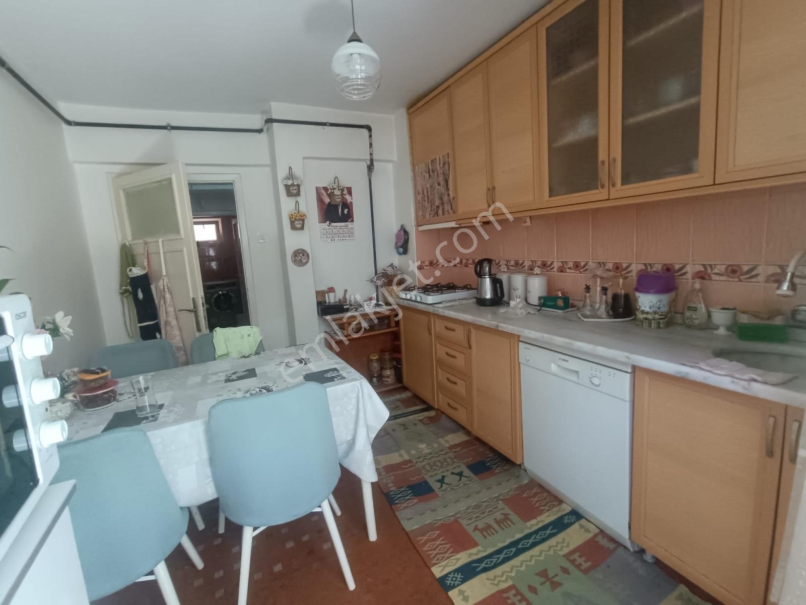 Bağlar Caddesi Kolej Yanı Kızılaya 10 Dak Mesafede 3+1 Daire - Görsel 13