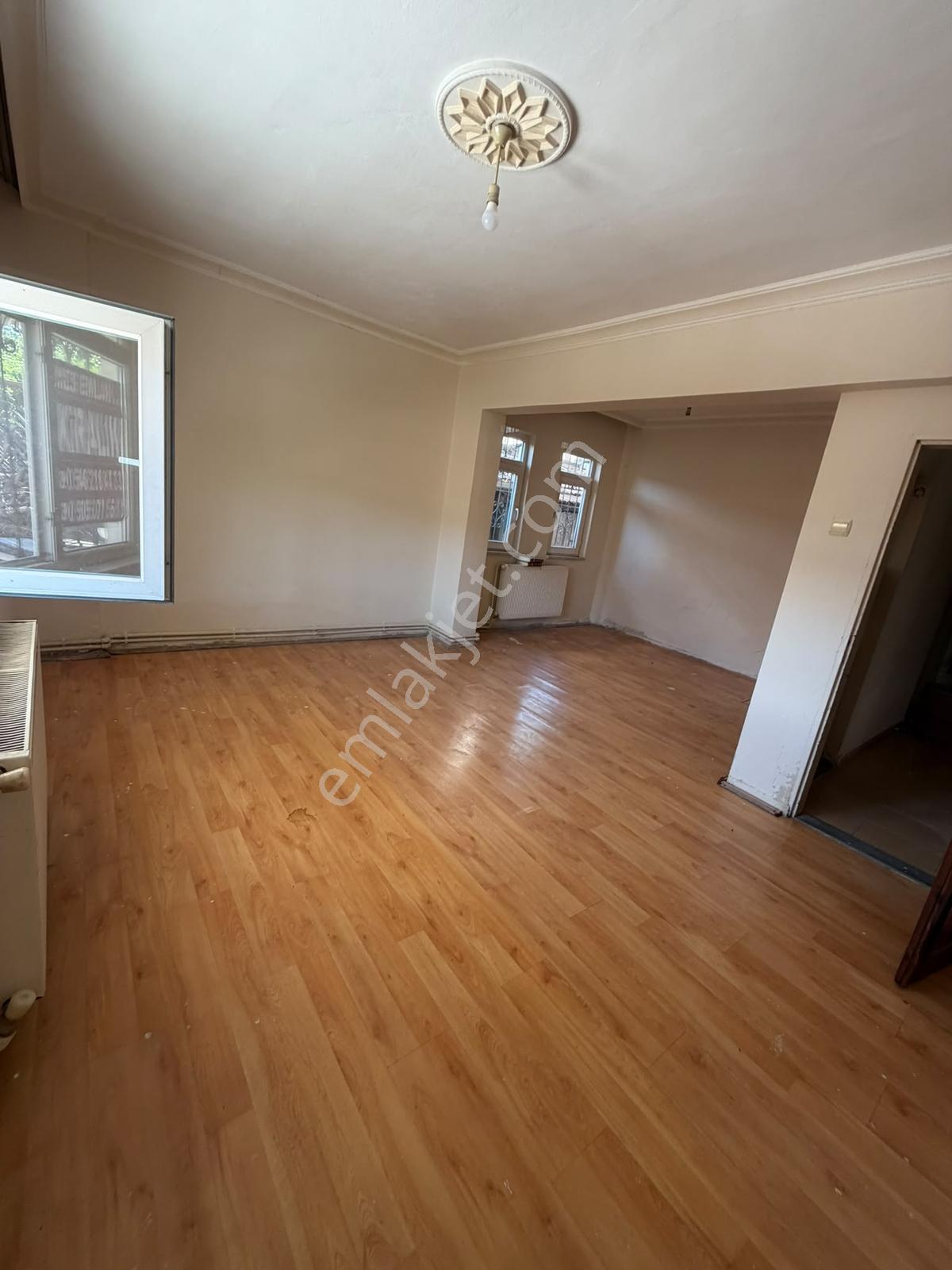 Mes Emlak'tan Karataş Mahallesinde Doğalgazlı 1+1 Kiralık Daire - Görsel 4