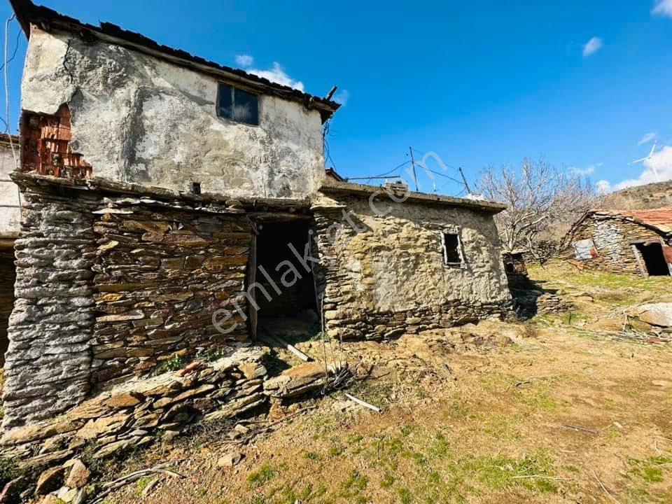 Tire Satılık Köy Evi 3850 M2 İçinde 4 Adet Ev Ve Tarla - Görsel 3