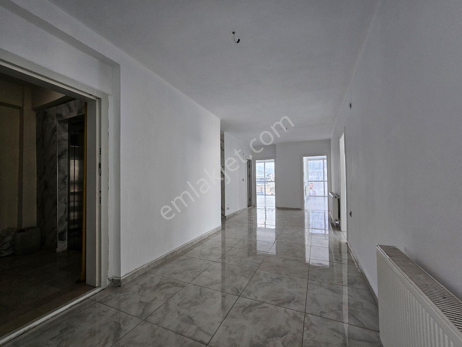 Piazza Avm Yanında, Merkezi Konumda 170 M² Kiralık Ofis - Görsel 12