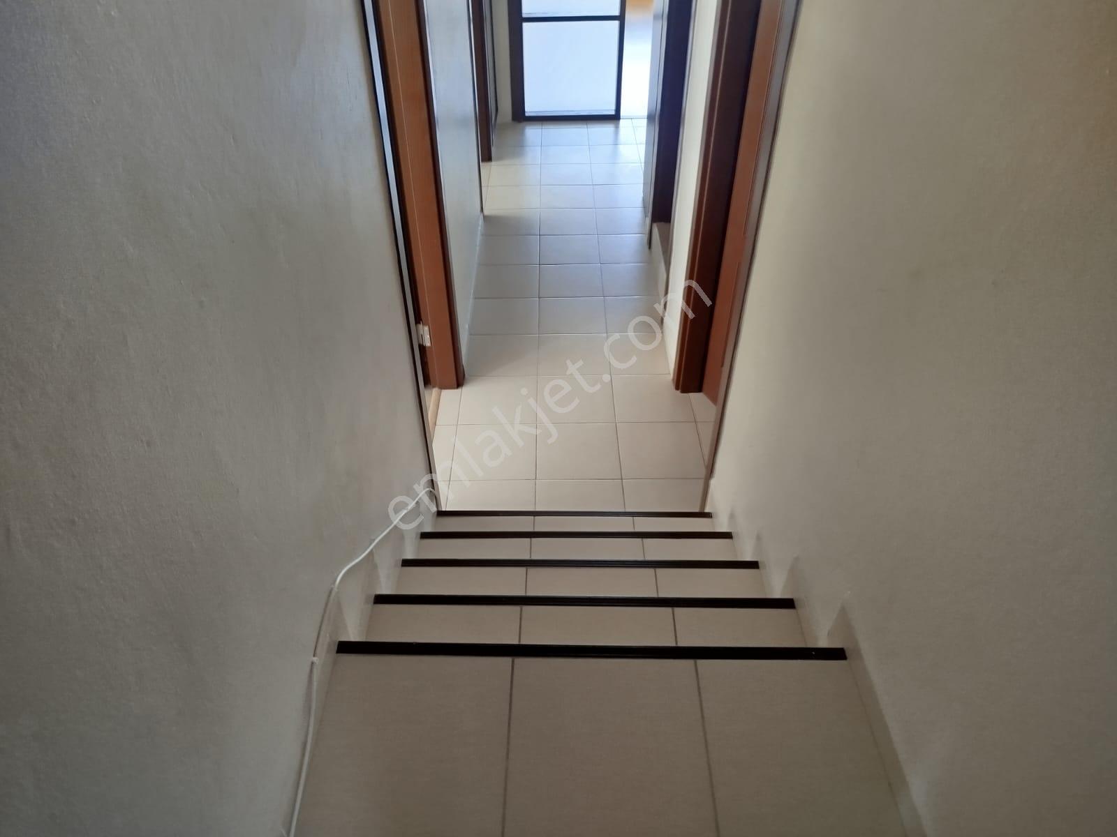 Remax Natural'dan Değirmendere Aşiyan Sitesinde Kiralık 3+1 - Görsel 11