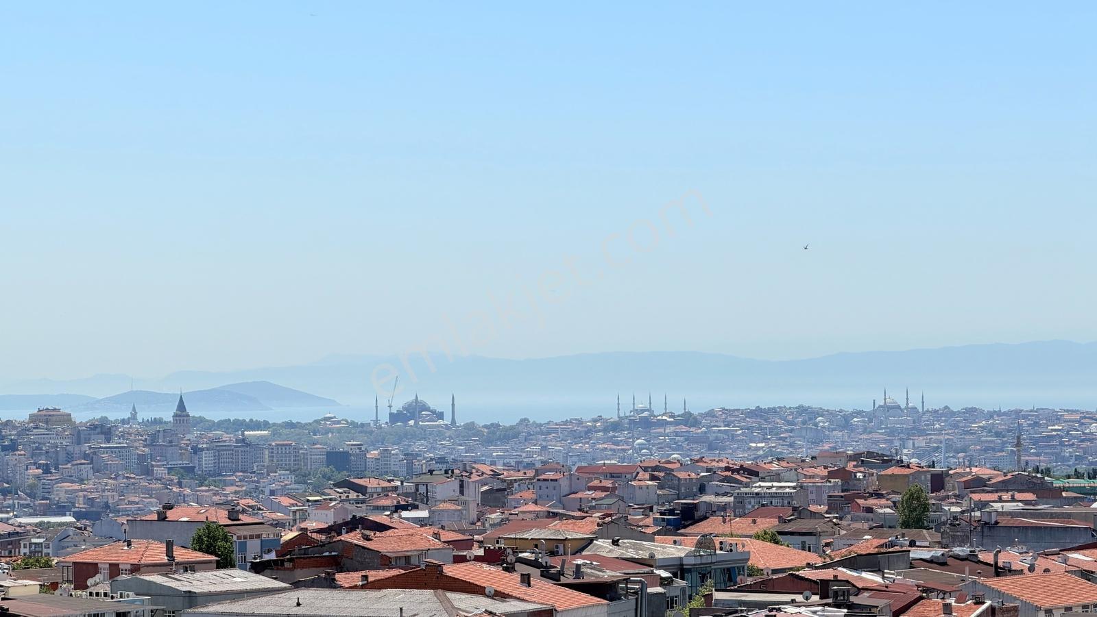 İlka'dan Emlak Konutları 2+1 Kiralık Daire Otopark Metrobüse 5dk - Görsel 13