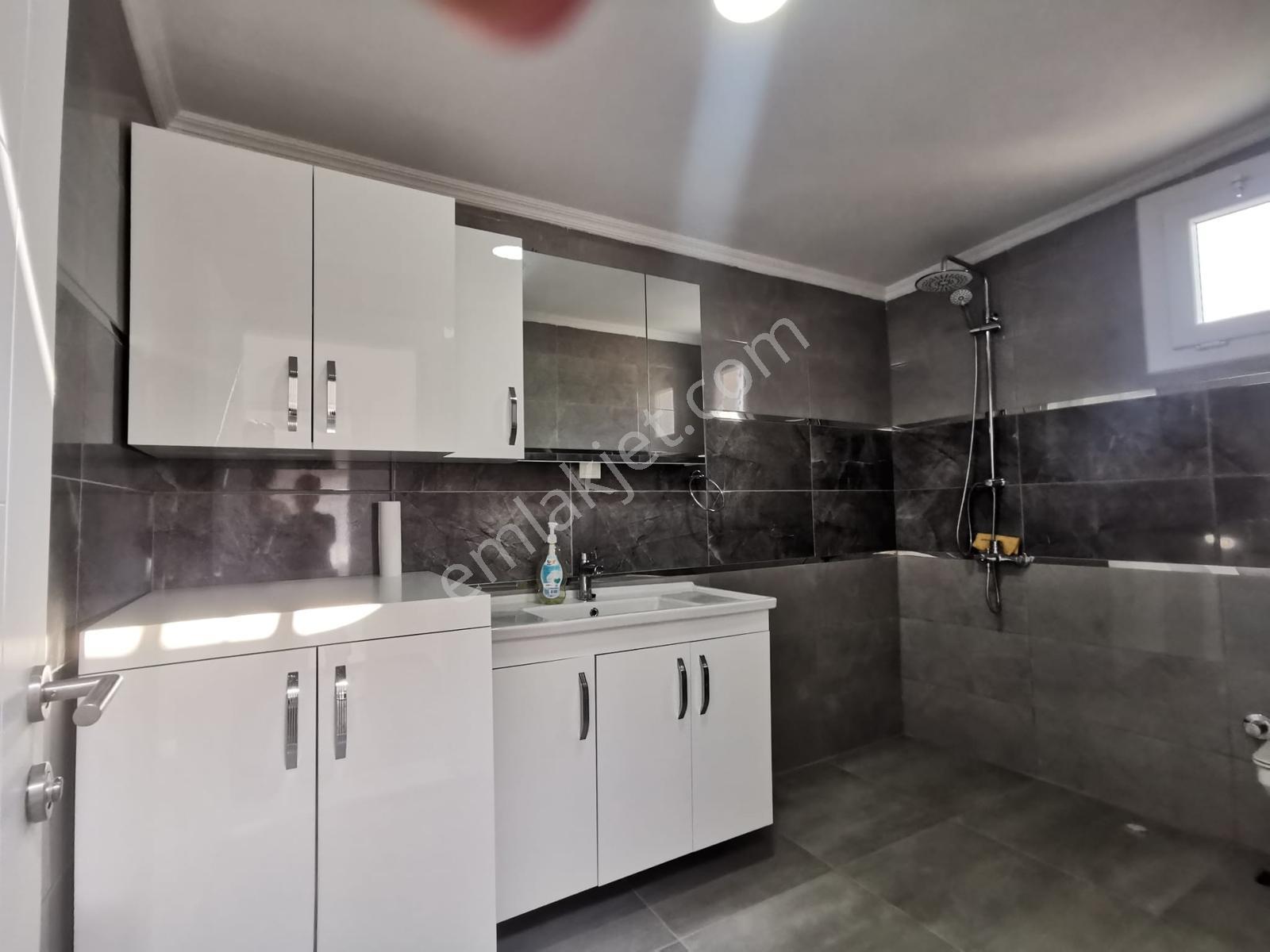 Güzelbahçe Çamlı'da 4+1 Müstakil Villa - Görsel 16