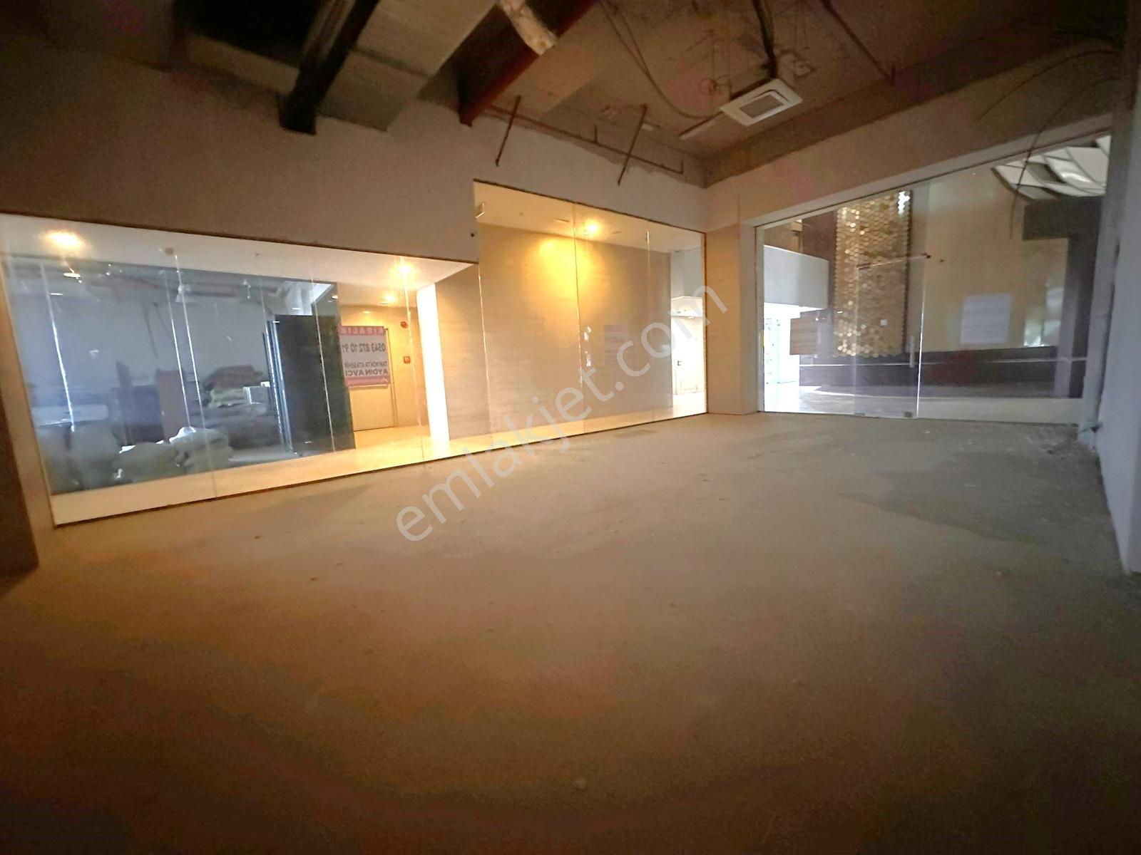 Sarphan Finanspark'ta Kdv Avantajlı Depolu Kiralık Dükkan - Görsel 13