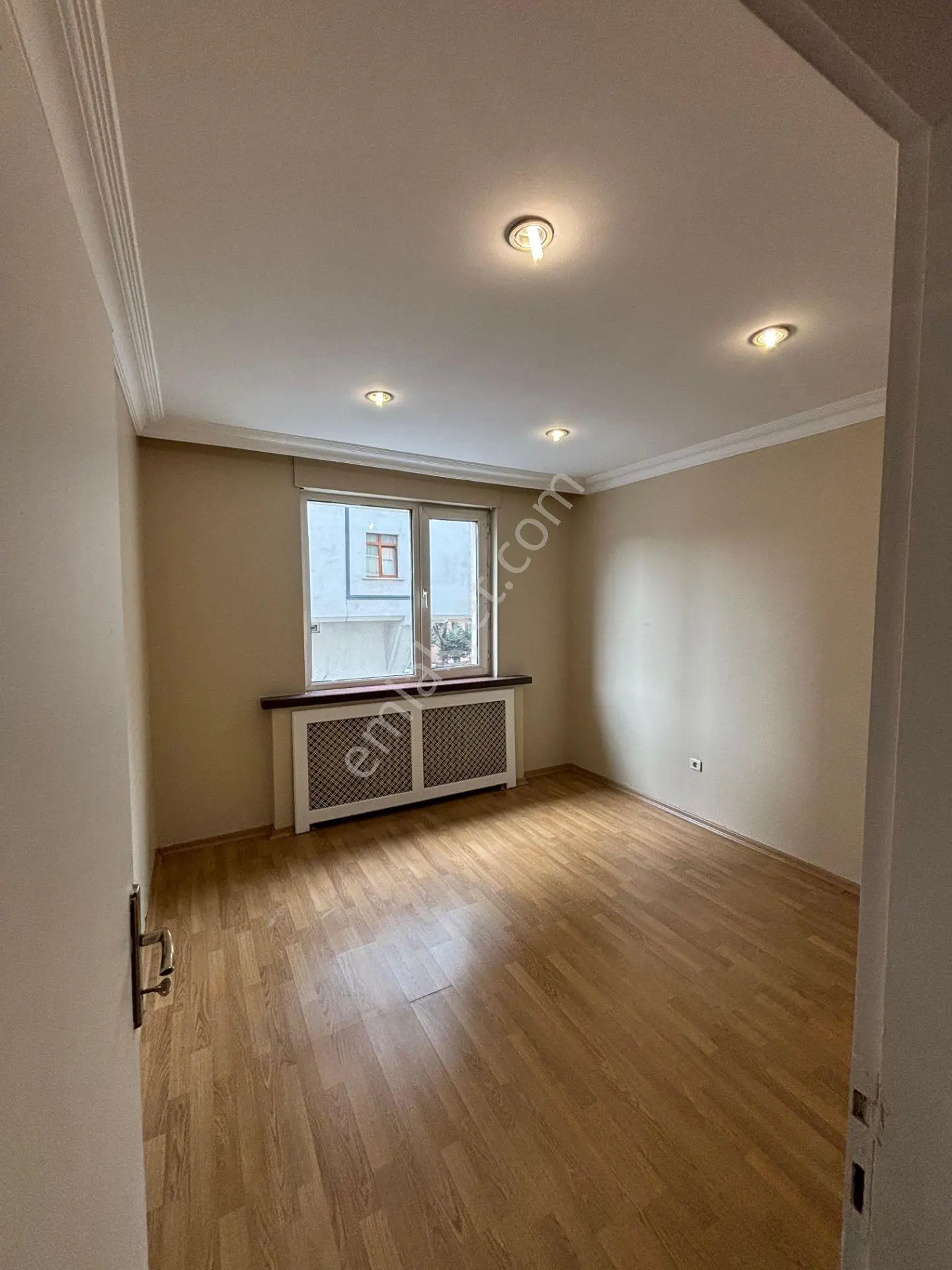 Bahçelievler Talatpaşa Caddesi Üzeri 140m2 Ön Cephe 3+1 Daire - Görsel 4