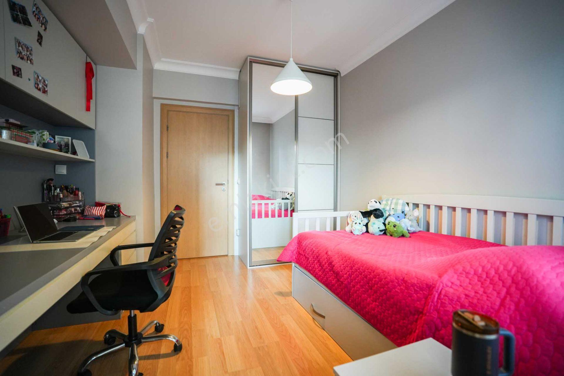 Çekmeköy'ün Prestijli Sitesi Serena Evleri'nde 3+1 Satılık Daire - Görsel 24