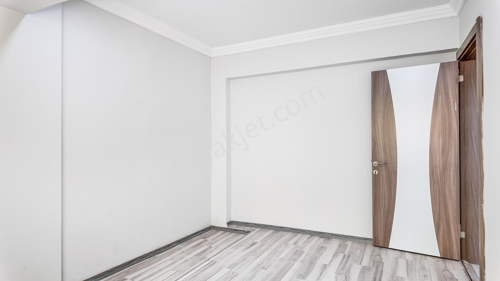 Müstakil Tadında Bahçelı Ayrı Mutfak Dev Teraslı 2+1 - Görsel 16