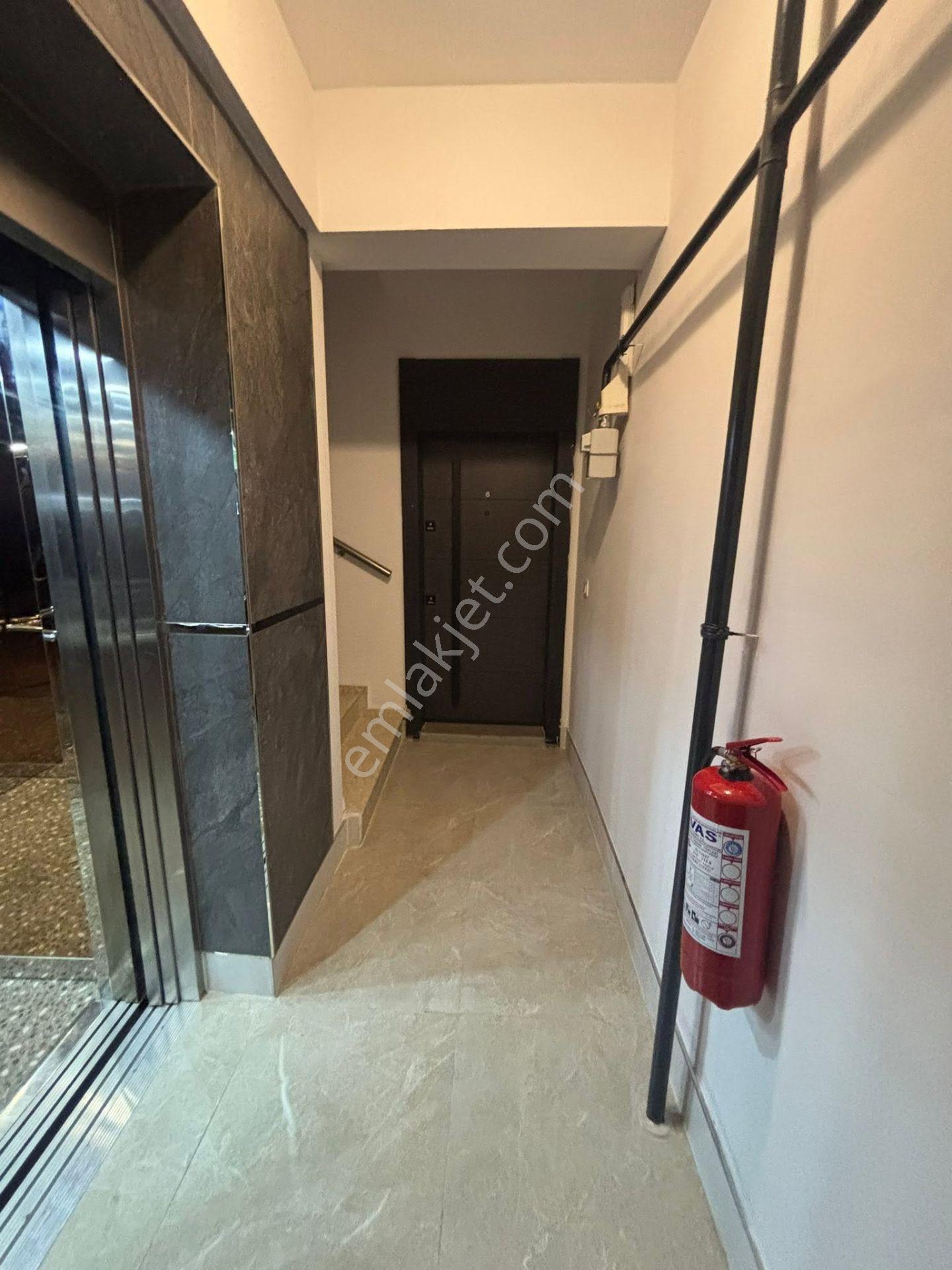 Tc Emlaktan Satılık 2+1 90 M2 Arakat Asansör Doğagazlı - Görsel 2