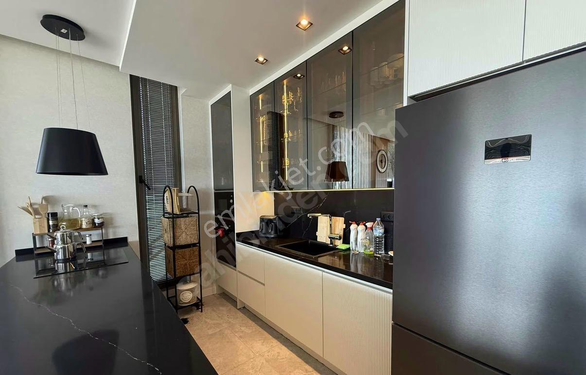 Bodrum'da Müstesnai Deniz Köşe Manzaralı | 6+1 Lüks Villa - Görsel 19