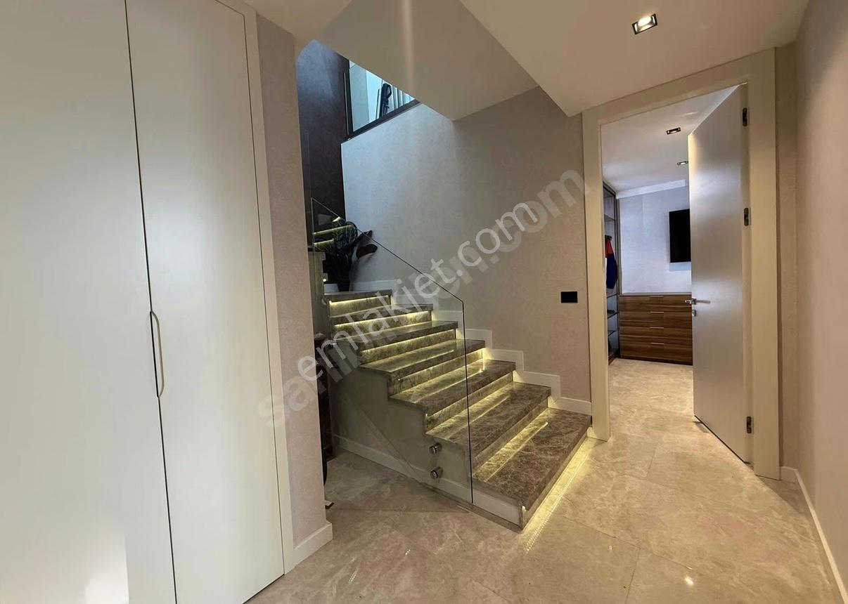 Bodrum'da Müstesnai Deniz Köşe Manzaralı | 6+1 Lüks Villa - Görsel 5