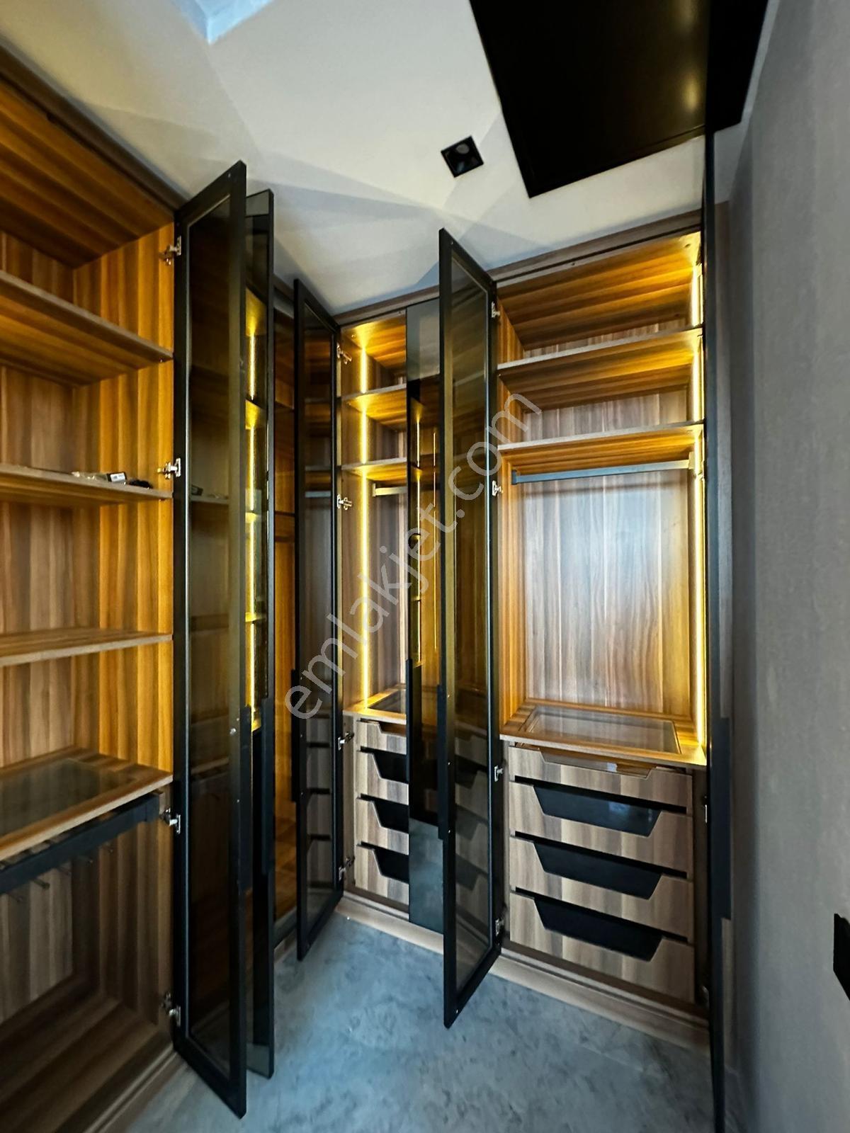 Bodrum'da Müstesnai Deniz Köşe Manzaralı | 6+1 Lüks Villa - Görsel 25