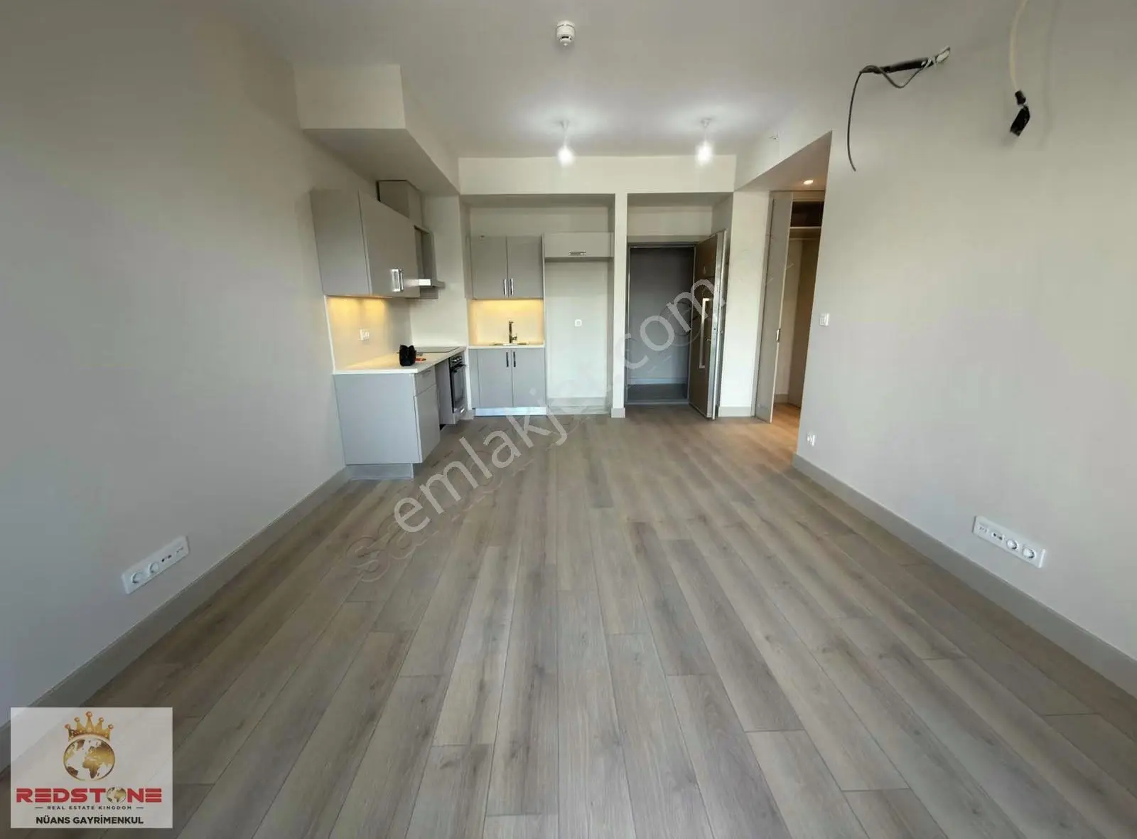 Ispartakule Modern Yaka 1+1 Yeni Fırsat Daire