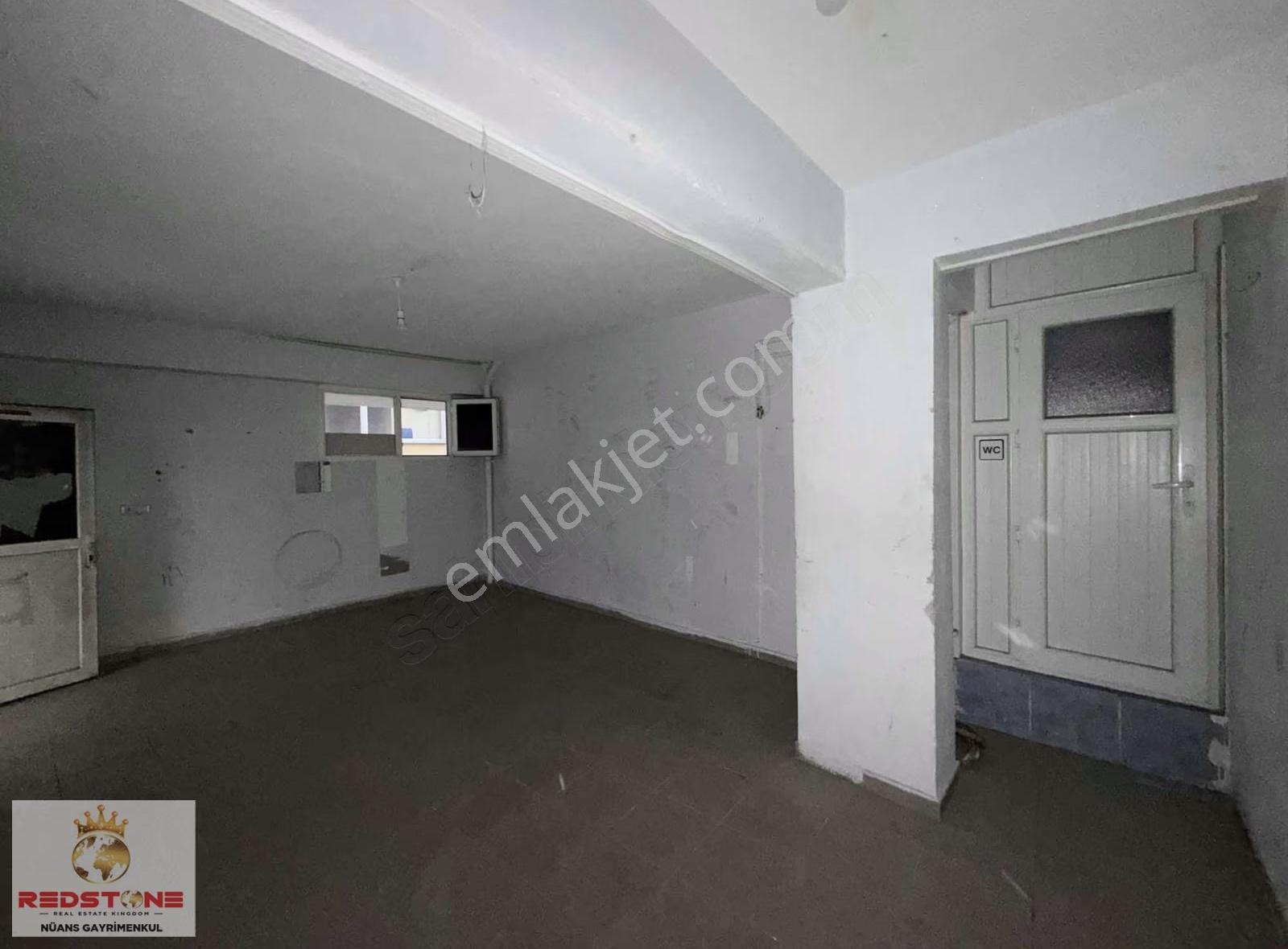 Redstone Nüans'tan Halkalı Merkez Mah Kiralık Dükkan - Görsel 8