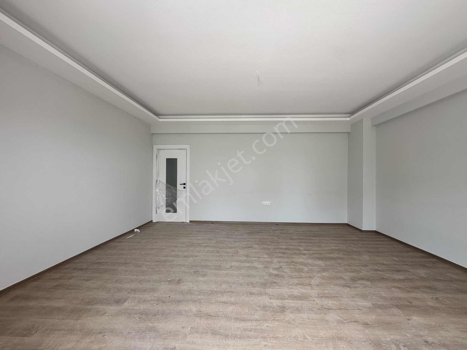 Bozyaka Caddesi Bursa Cephe Fırsat 3+1 Daire - Görsel 26