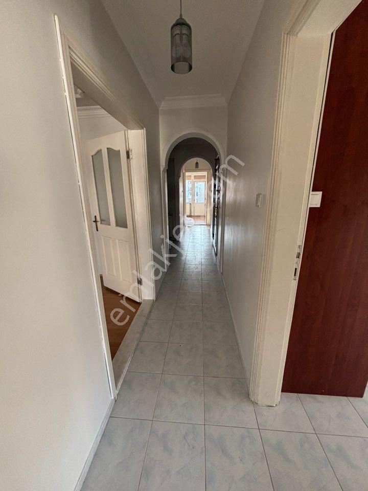 Tc Emlaktan Kiralık ​ 3+1 130 M2 4 Kat Son Kat Asansörlü Ve Doğalgazlıdır - Görsel 17
