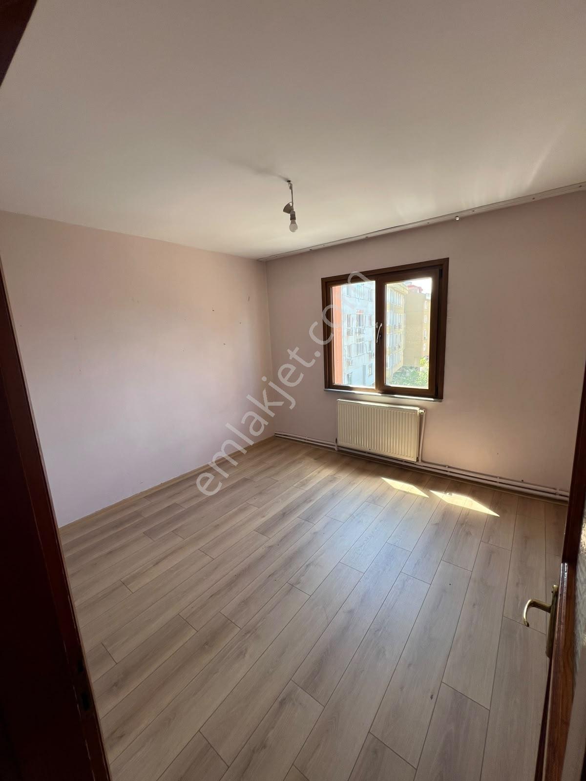 Küçükbakkalköy Merkezde Geniş 3+1 Kiralık Daire - Görsel 18
