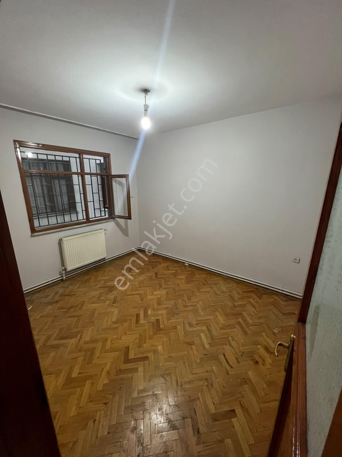 Küçükbakkalköy Merkezde Geniş 3+1 Kiralık Daire - Görsel 10