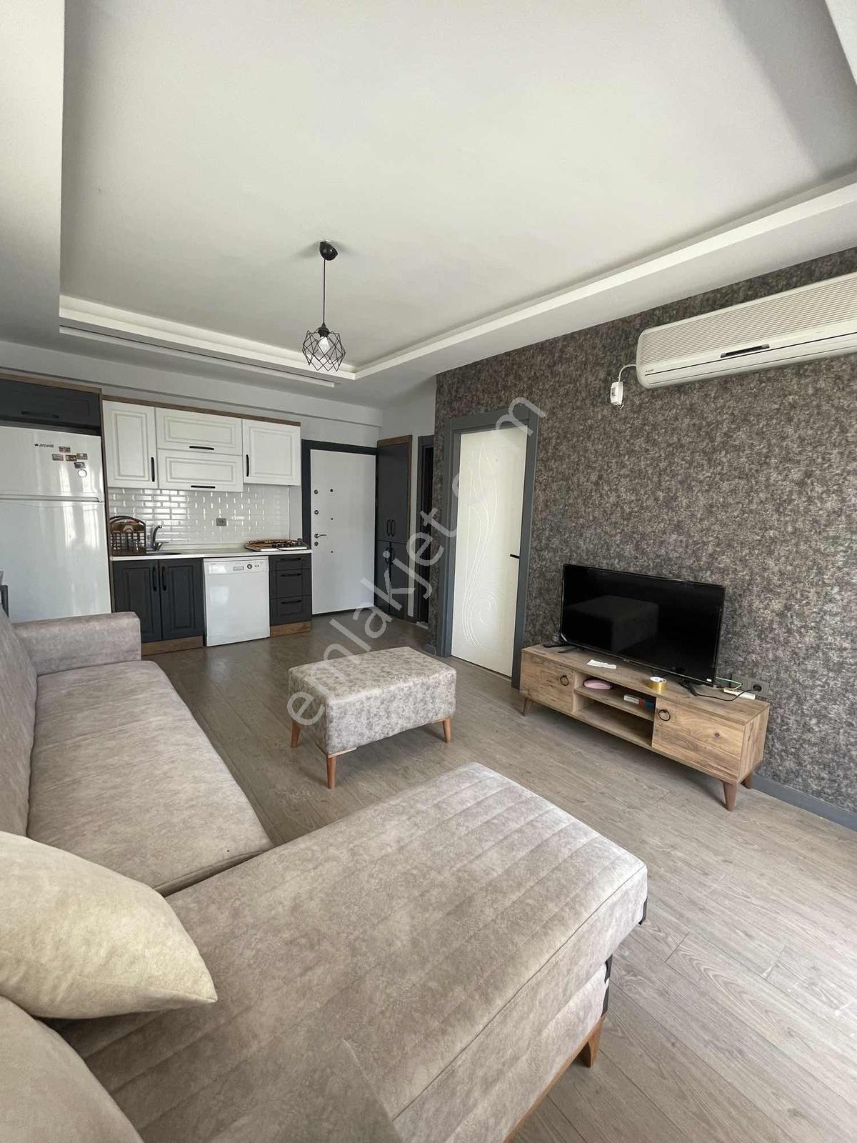 Cadde~üstü~1+1~güvenlikli~sitede~full~eşyalı~merkezi~konum~ - Görsel 12
