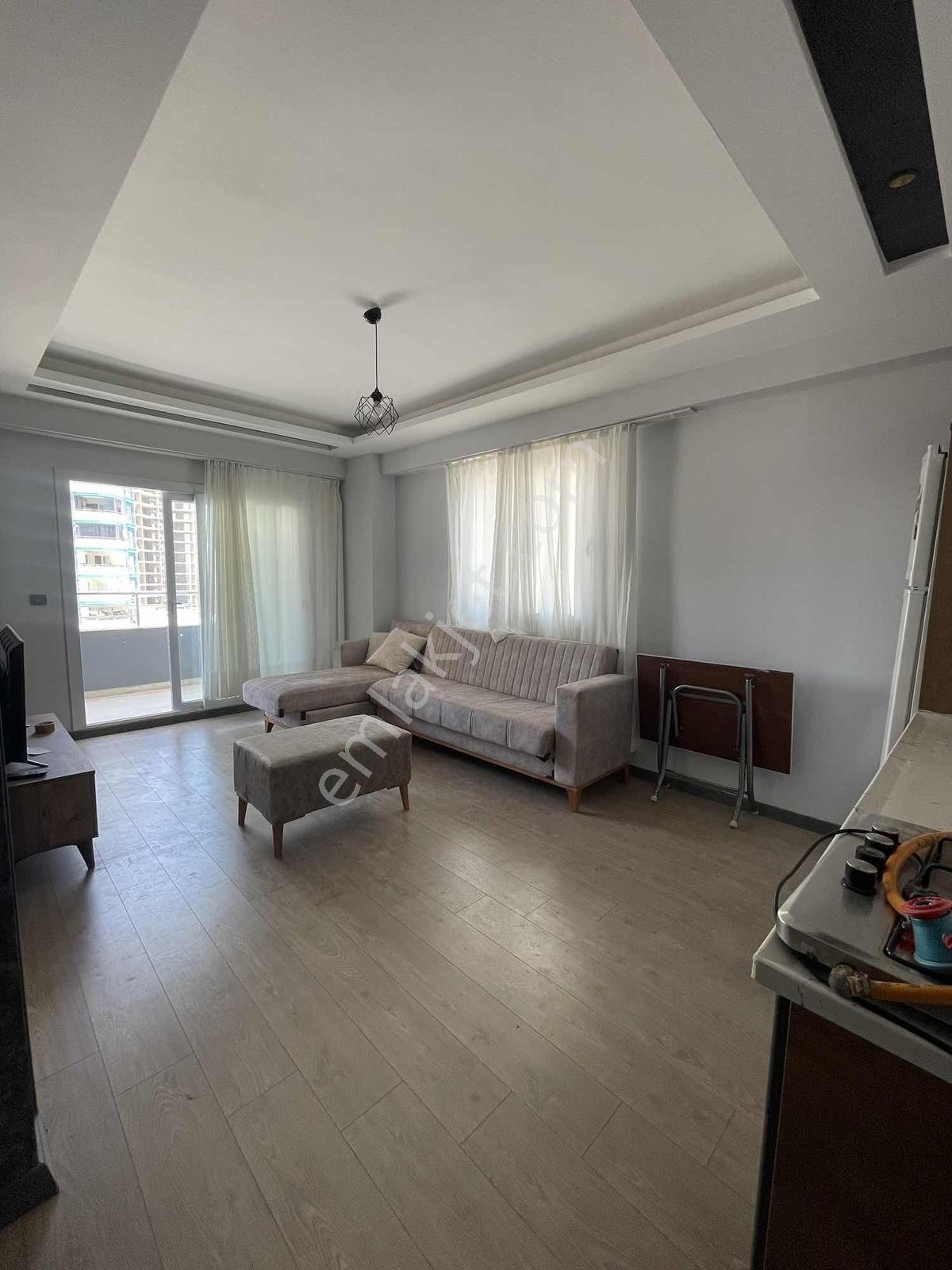 Cadde~üstü~1+1~güvenlikli~sitede~full~eşyalı~merkezi~konum~ - Görsel 2