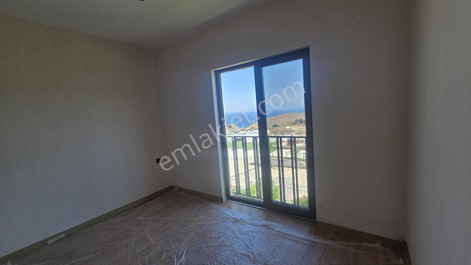 Ortakent Neva Sitesi'nde Deniz Manzaralı, Sıfır 2+1 - Görsel 11