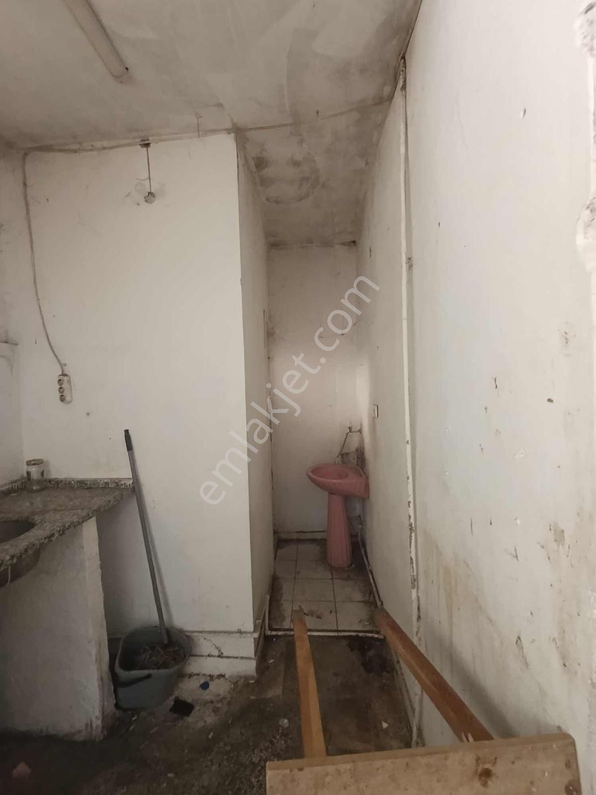 Emsa İnş. Ordu Cad. Dibinde Kiralık 150m2 Her İşe Uygun Dükkan - Görsel 5