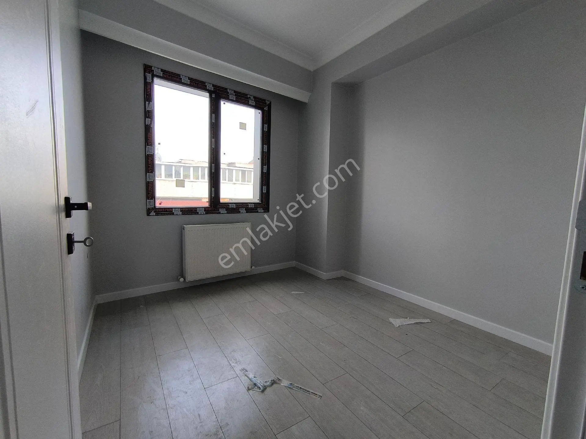 Yenibosnada Otoparklı 2+1 Geniş Kullanışlı Daire - Görsel 3