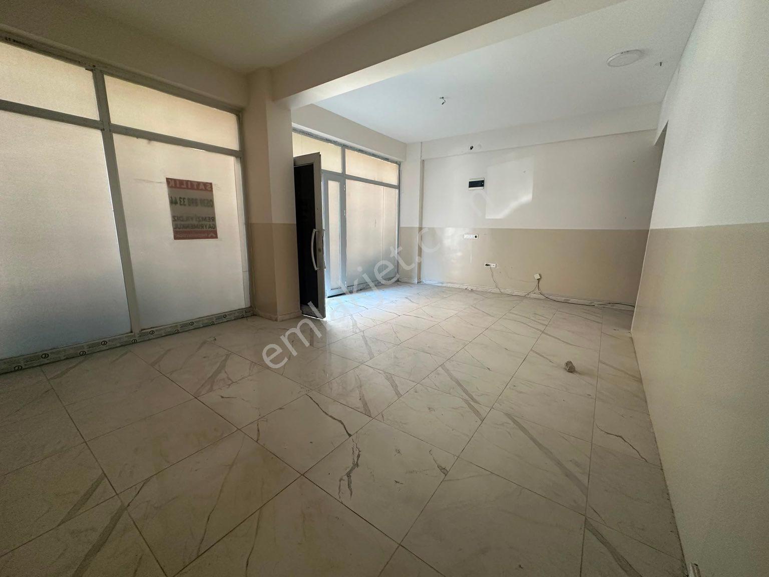 Muradiye Merkez 2 Farklı Seçenek Satılık 120 M2 Dükkanlarımız - Görsel 23
