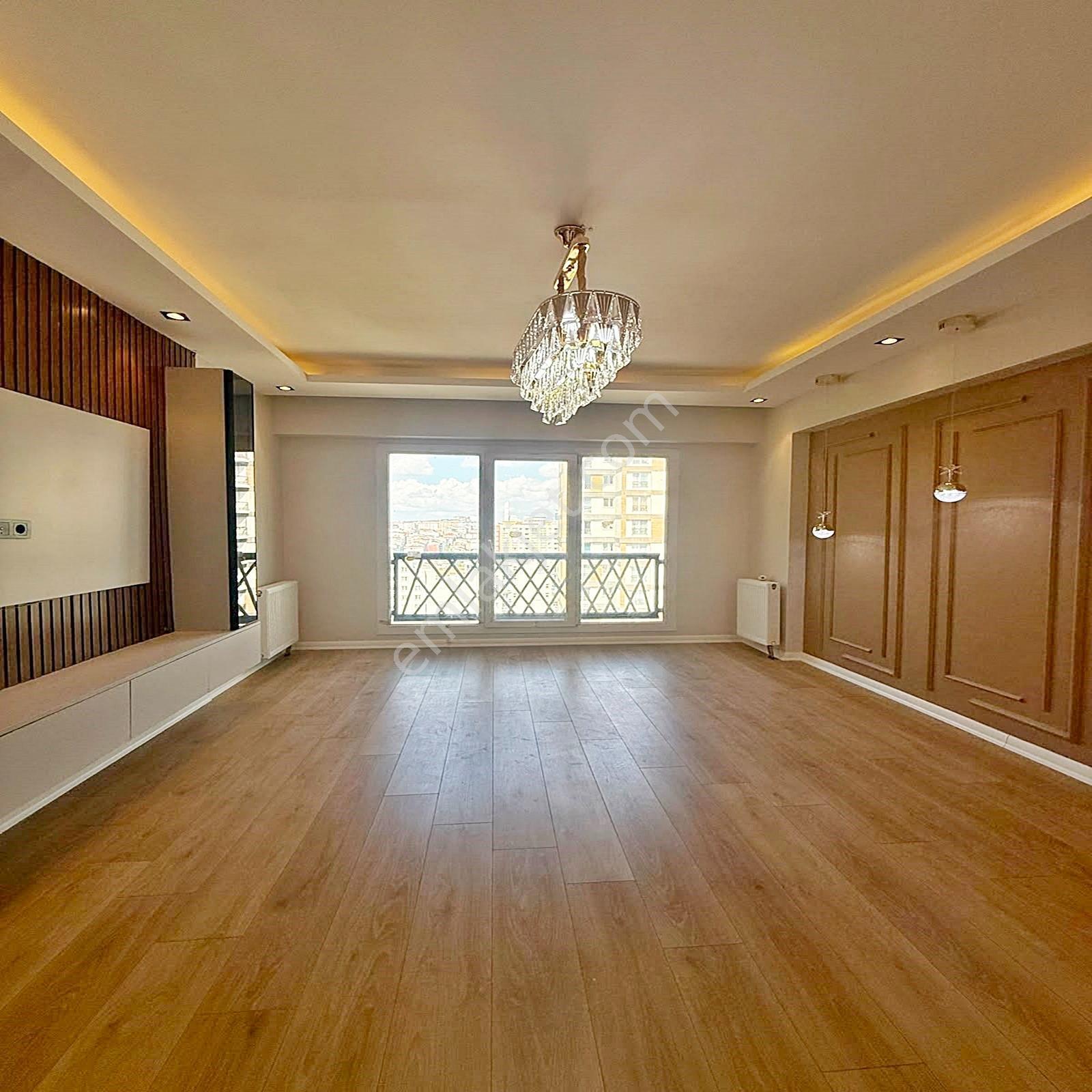 Esenyurt Pınar Mahallesi 2+1 100m2 Balkonlu Ful Dekorlu Arakat - Görsel 13