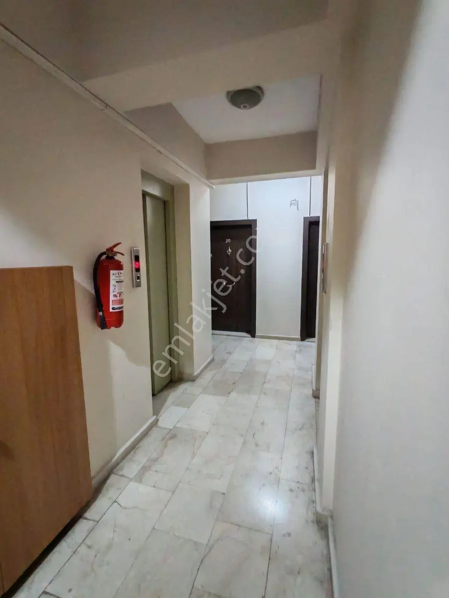 Buca Atatürk Mah.site İçi Lüks Eşyalı Ara Kat Satılık 1+1 Daire - Görsel 13