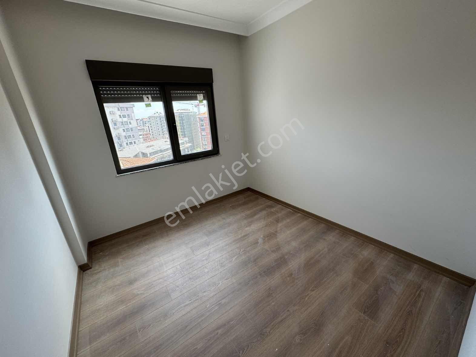 Sağlam'dan Erenköy'de Marmaraya Ve Caddeye Yakın 150m2 4+1 Daire - Görsel 19