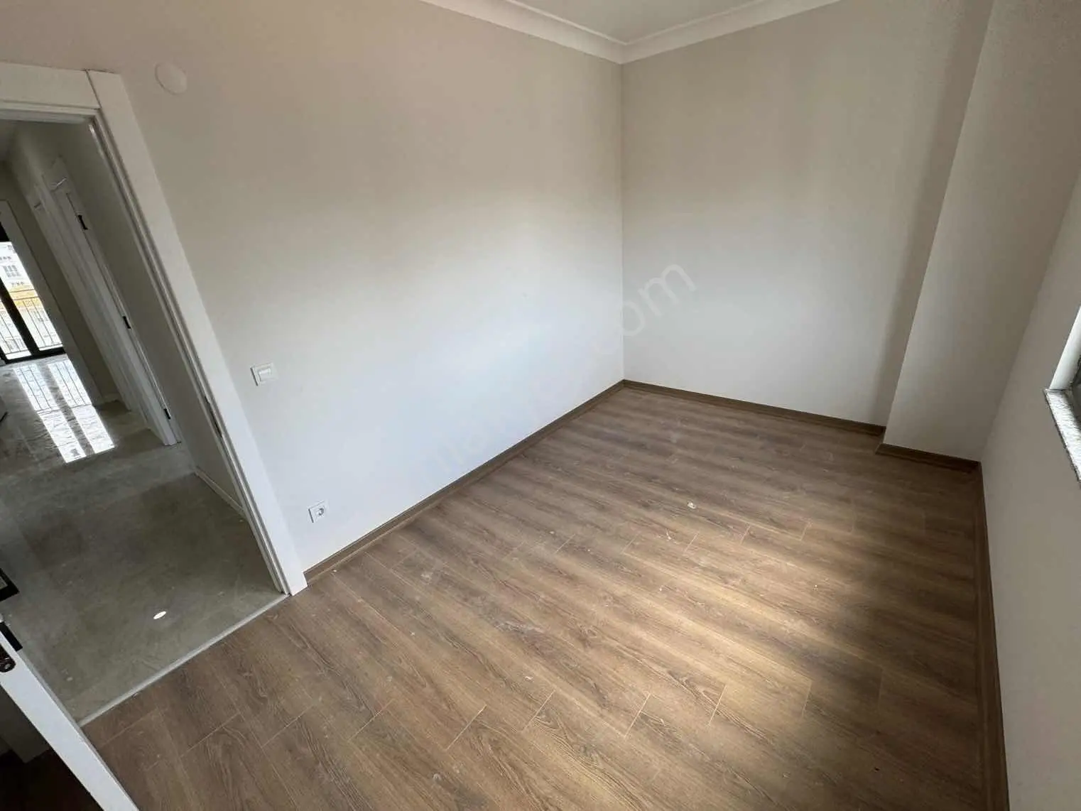 Sağlam'dan Erenköy'de Marmaraya Ve Caddeye Yakın 150m2 4+1 Daire - Görsel 2