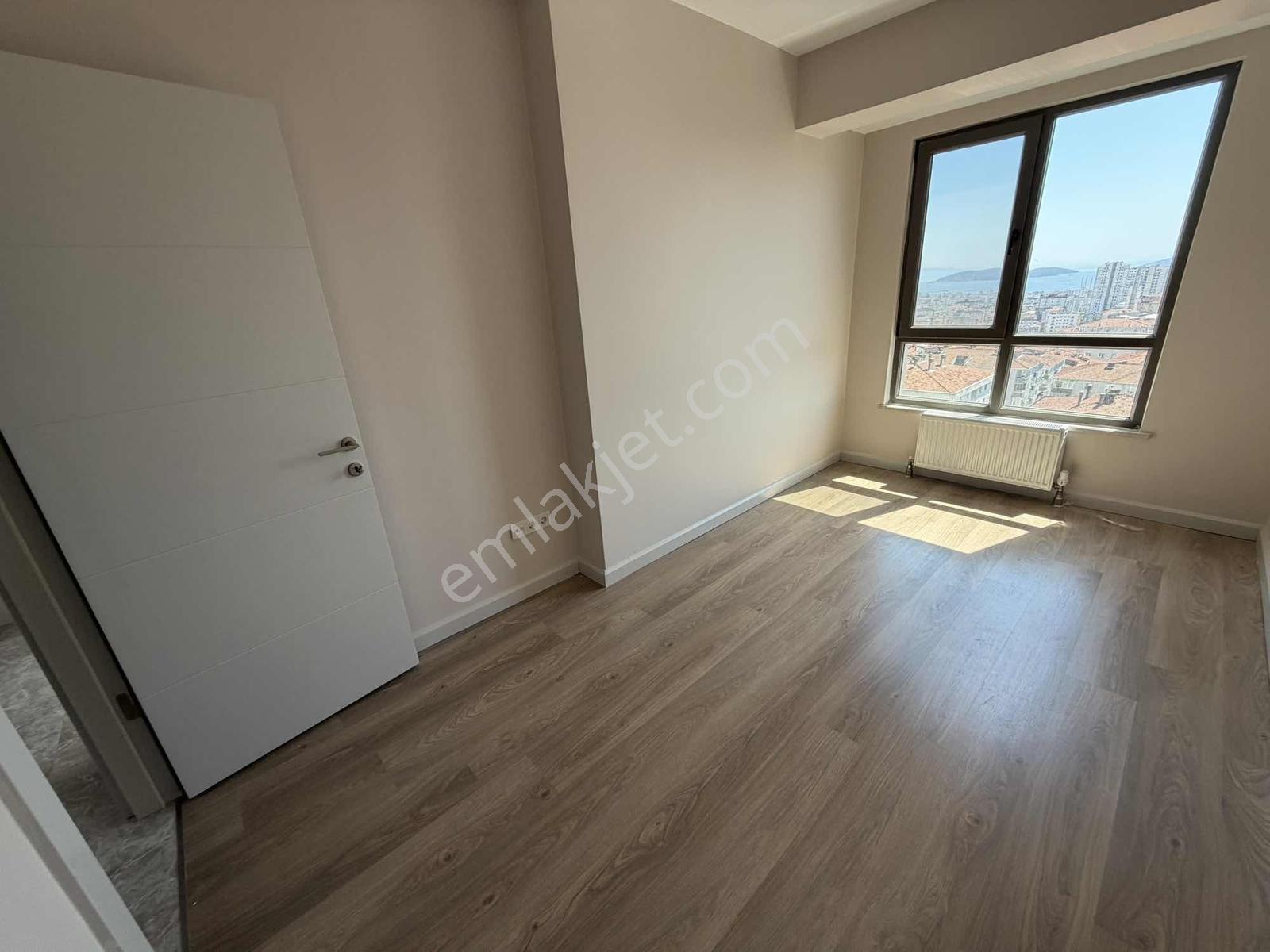 Sağlam'dan Bütün Odalarından Full Deniz Manzaralı Kiralık Daire - Görsel 17