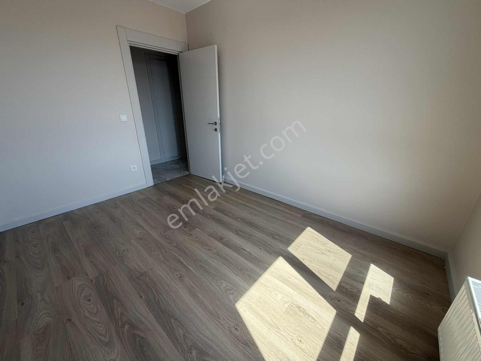 Sağlam'dan Bütün Odalarından Full Deniz Manzaralı Kiralık Daire - Görsel 18