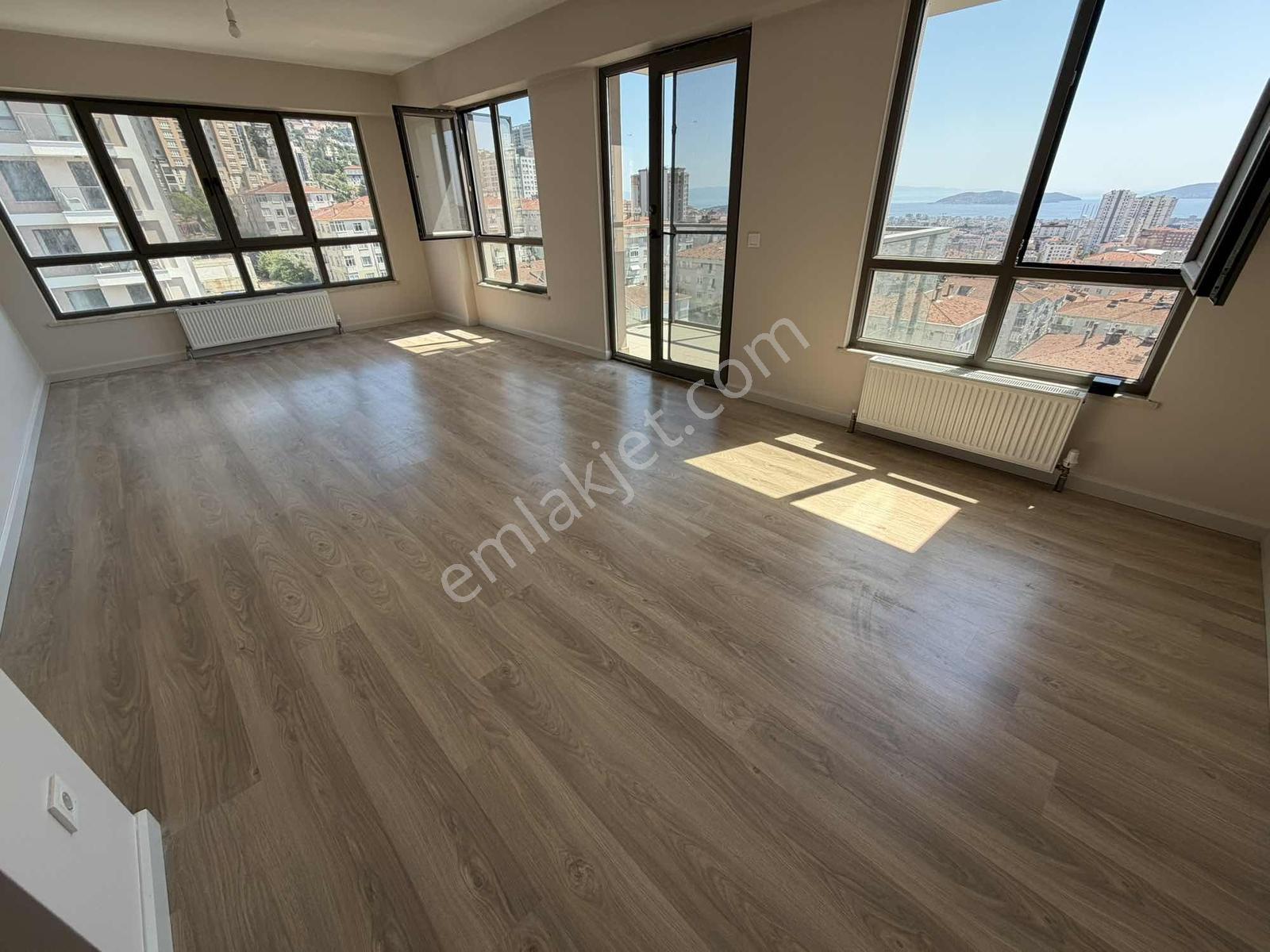 Sağlam'dan Bütün Odalarından Full Deniz Manzaralı Kiralık Daire - Görsel 4