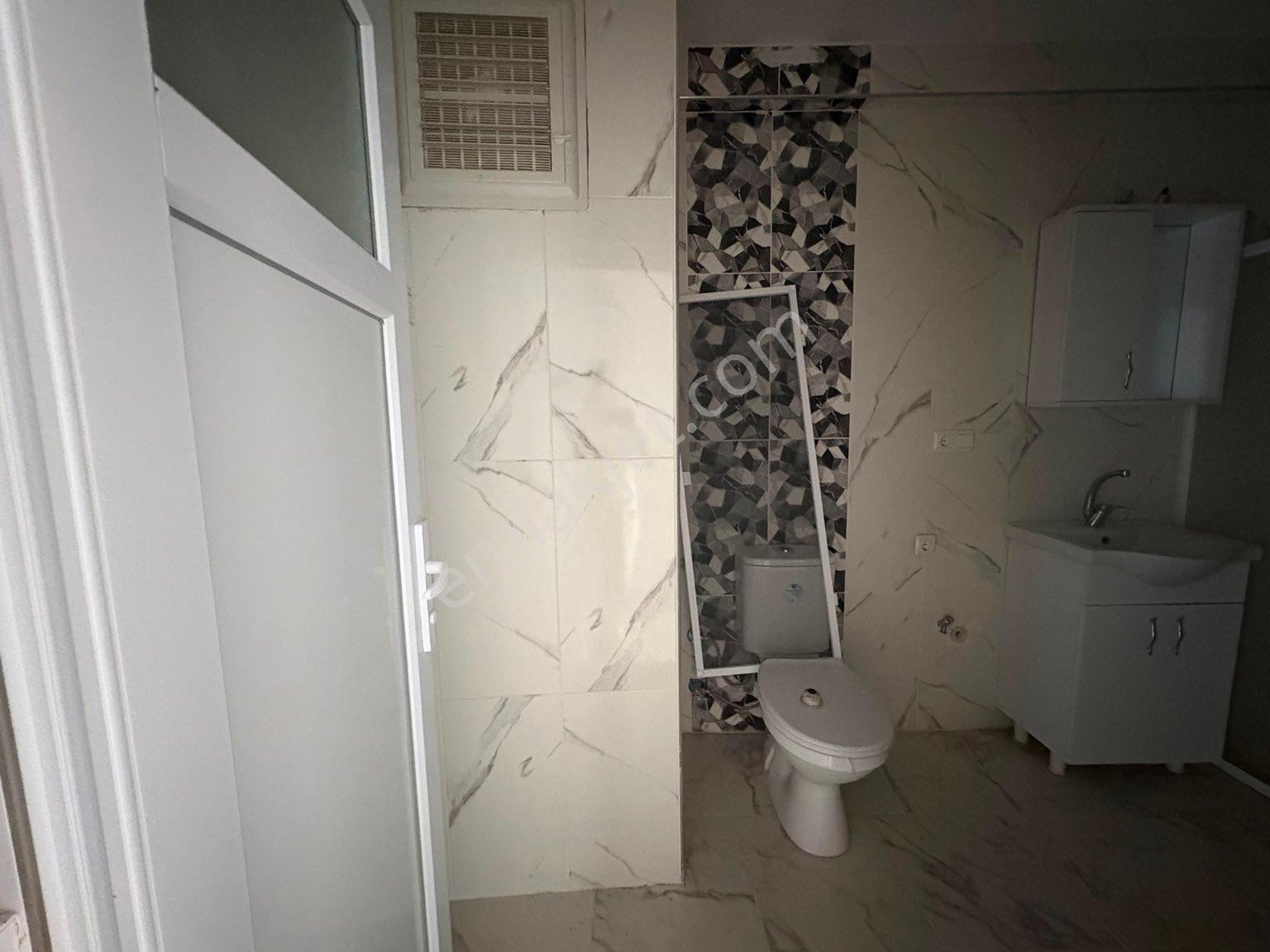 Roma' Dan Yeniceköy Mahallesi' Nde Kiralık Daire - Görsel 11