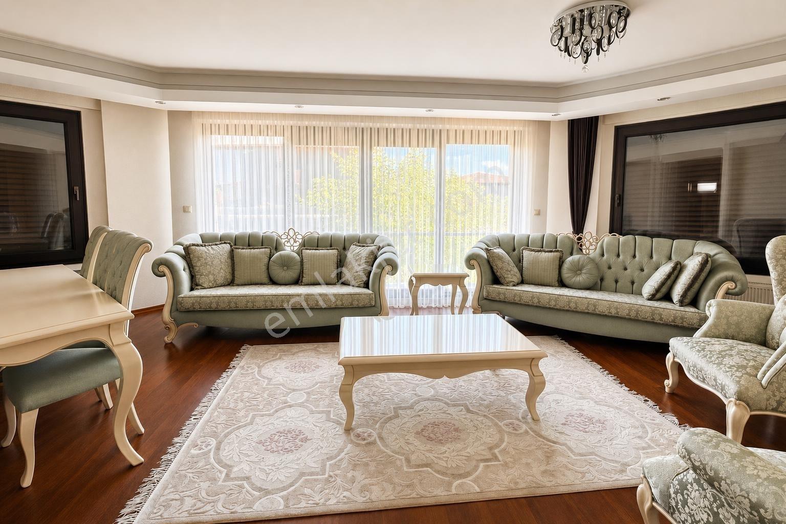 Güzelbahçe' De Ortak Havuzlu Site İçinde Büyük Müstakil Villa - Görsel 31