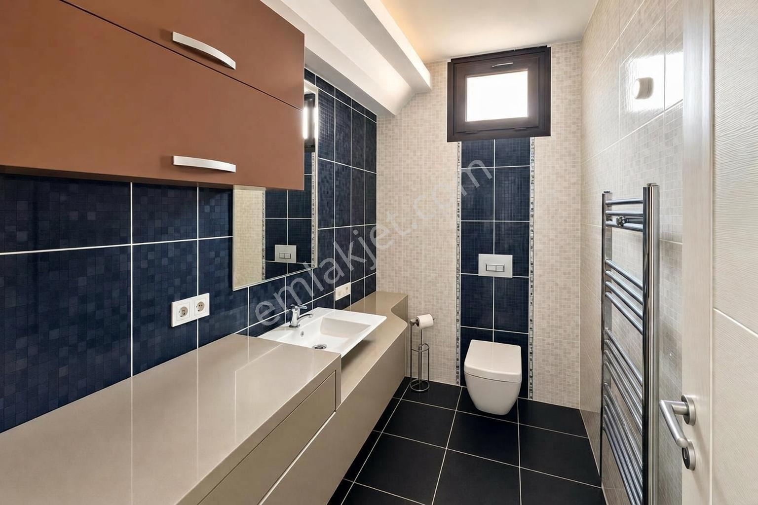 Güzelbahçe' De Ortak Havuzlu Site İçinde Büyük Müstakil Villa - Görsel 30