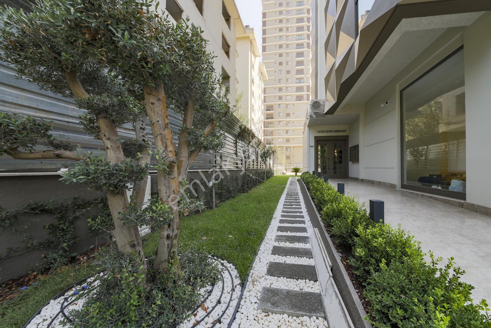Caddebostan Deniz Ve Park Manzaralı Katta Tek Satılık Net 210 M2 - Görsel 51