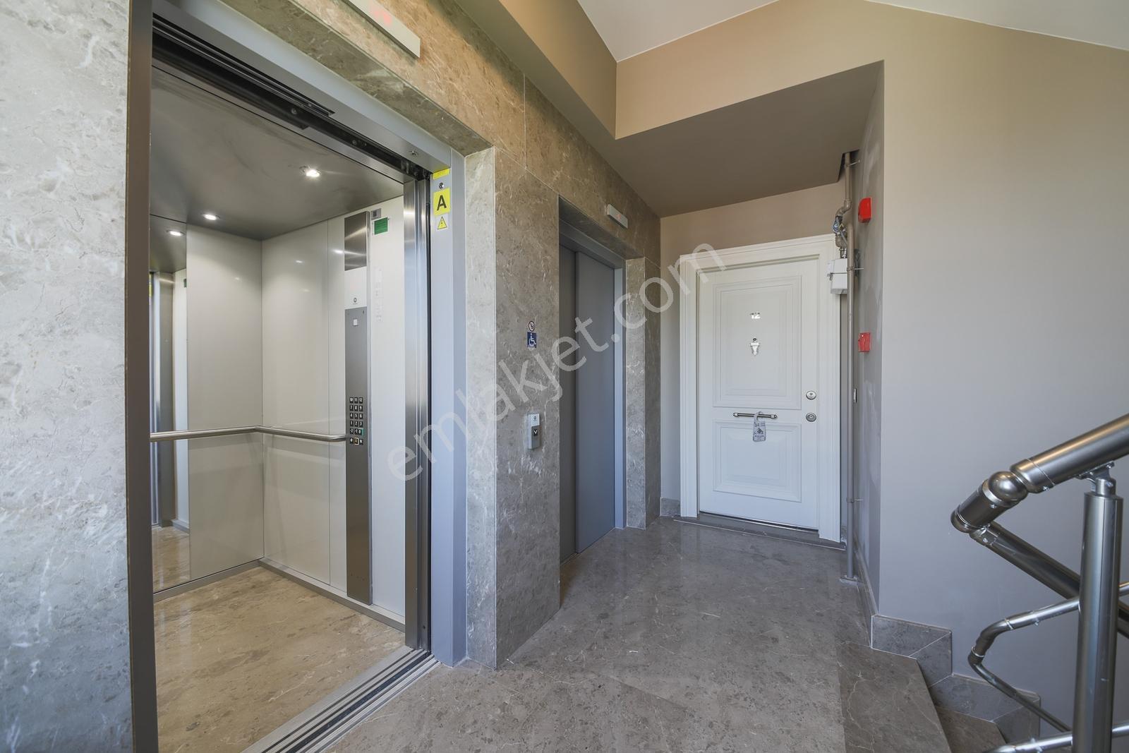 Caddebostan Deniz Ve Park Manzaralı Katta Tek Satılık Net 210 M2 - Görsel 53