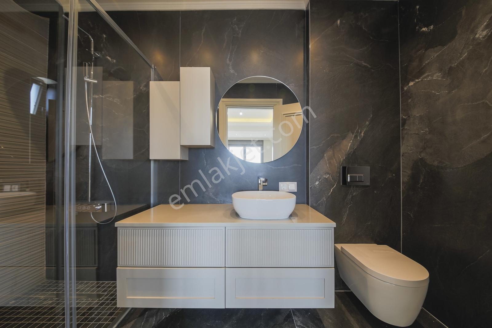 Caddebostan Deniz Ve Park Manzaralı Katta Tek Satılık Net 210 M2 - Görsel 47